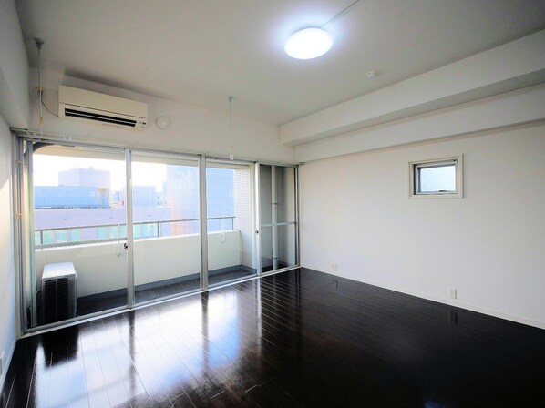 La Douceur榴ヶ岡の物件内観写真